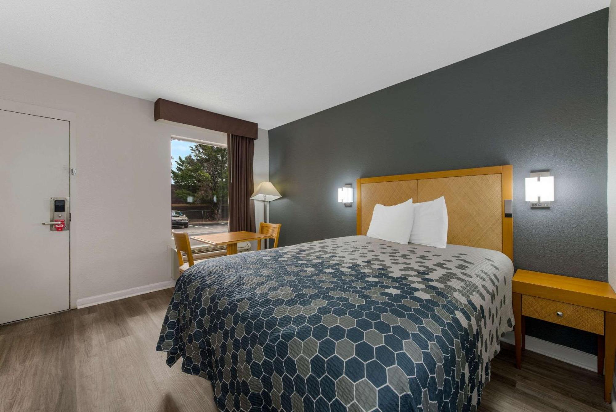 Econo Lodge Cheraw Market Street Zewnętrze zdjęcie