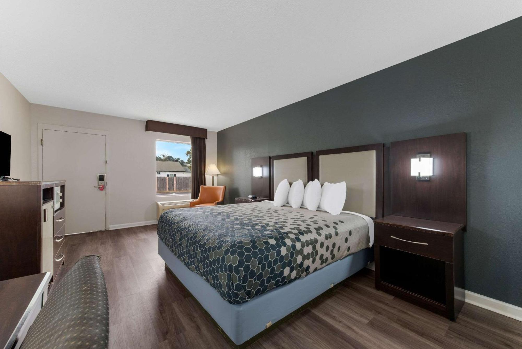 Econo Lodge Cheraw Market Street Zewnętrze zdjęcie